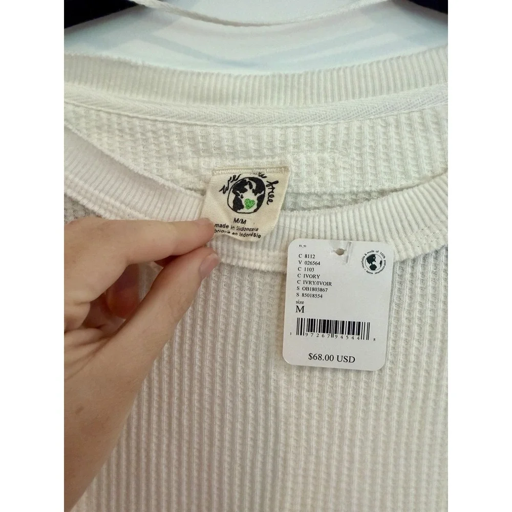 Free People Ivory Waffle Knit Long Sleeve T-Shirt NWT Sz M Honey B 100% Cotton